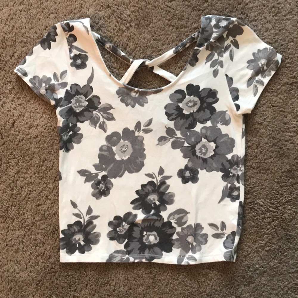 Forever 21 Floral Crop top